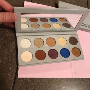 KKW x Mario Eyeshadow Palette